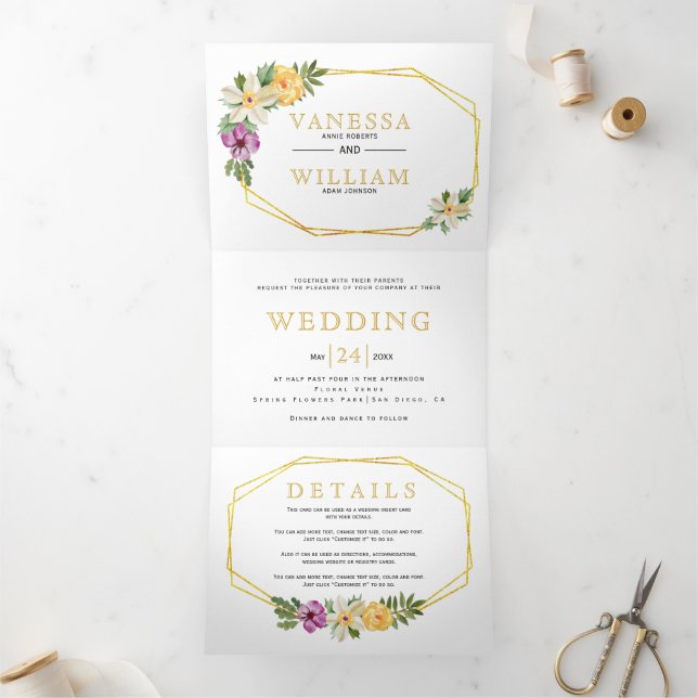 Convite Com Dobra Tripla Casamento floral geométrico Dourado de polígonos a (Dentro)