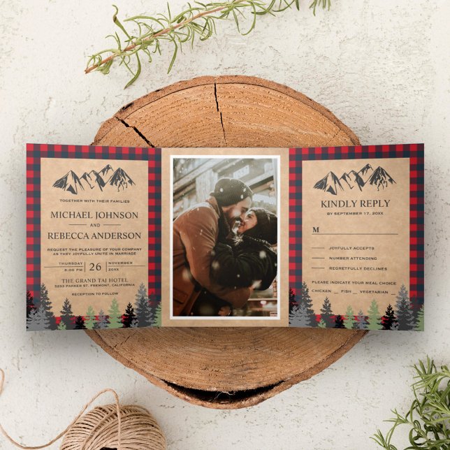 Convite Com Dobra Tripla Casamento na Montanha com Xadrez Vermelho Rustic K (Criador carregado)
