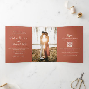 Convite Com Dobra Tripla Casamento Simples Código QR de Cobre Moderno