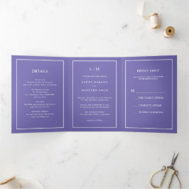 Convite Com Dobra Tripla Casamento Simples de Monograma Roxo Moderno Elegan