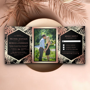 Convite Com Dobra Tripla Casamento Tropical em Preto e Dourado Rosa em Folh