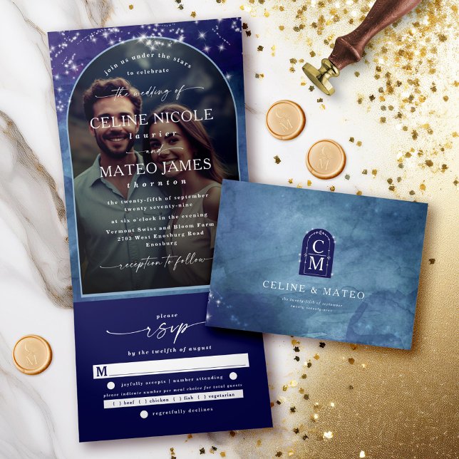 Convite Com Dobra Tripla Celine - Imagem Personalizada do Elegante Celestia (Keep it simple and elegant with the Celine trifold wedding invite.)