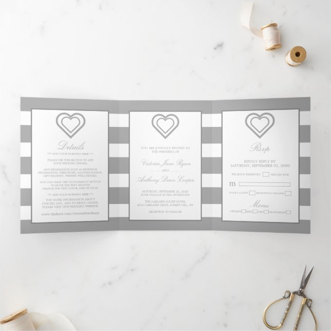 Convite Com Dobra Tripla Chic Heart, Silver Striped Wedding Suite (Dentro)