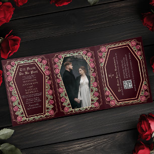 Convite Com Dobra Tripla Código QR de Casamento Gótico Vermelho Rosa