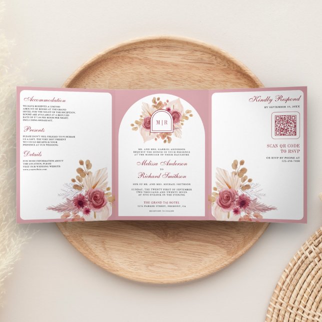 Convite Com Dobra Tripla Código QR de Casamento Pampas Floral Rosa Granada (Criador carregado)