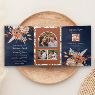 Convite Com Dobra Tripla Código QR Floral de Terracota Tudo em Um Casamento