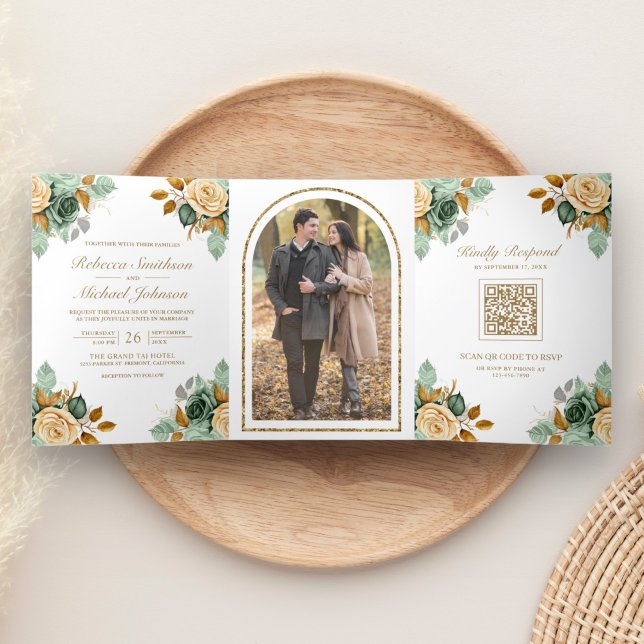 Convite Com Dobra Tripla Código QR Floral Dourado Creme Verde Foto Casament (Criador carregado)