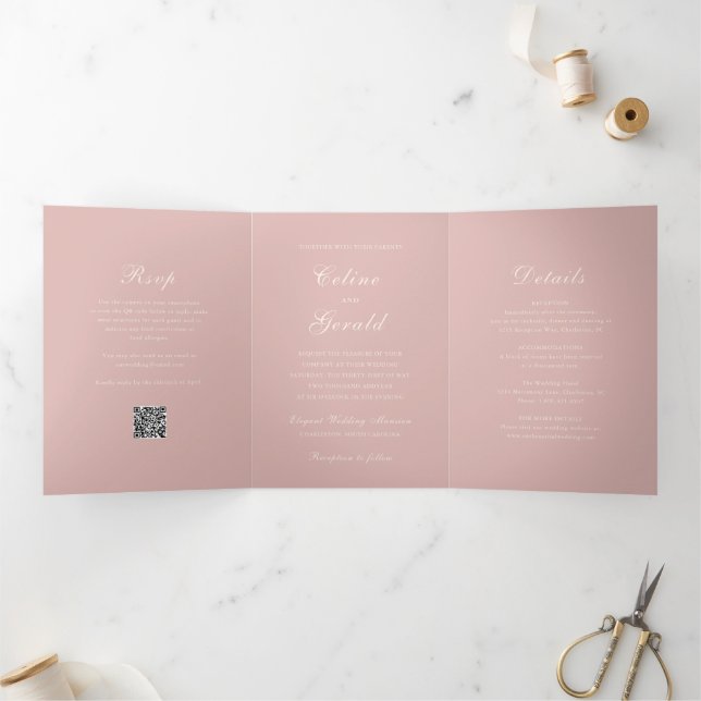 Convite Com Dobra Tripla Código QR Rosa Clássico Casamento Elegante (Dentro)