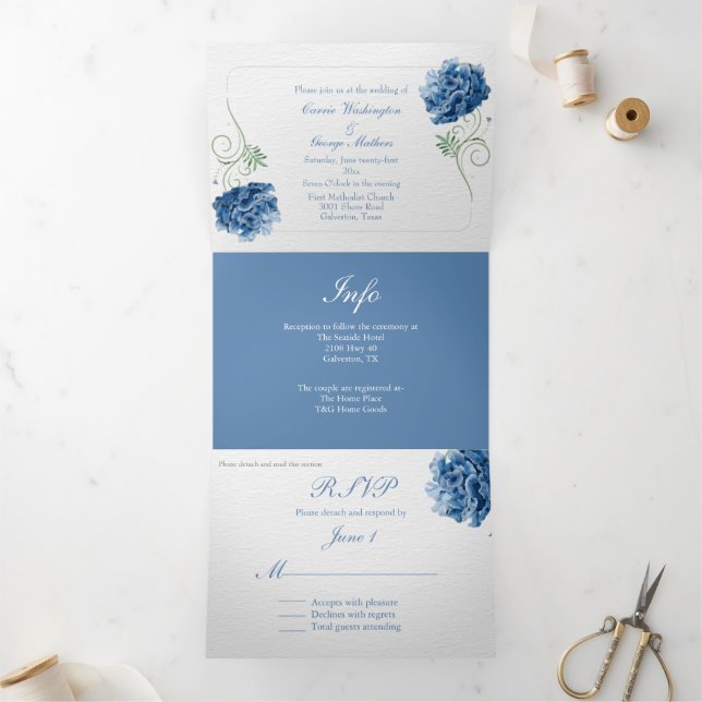 Convite Com Dobra Tripla Convocação Tripla De Casamento De Hydrangea Azul C (Dentro)