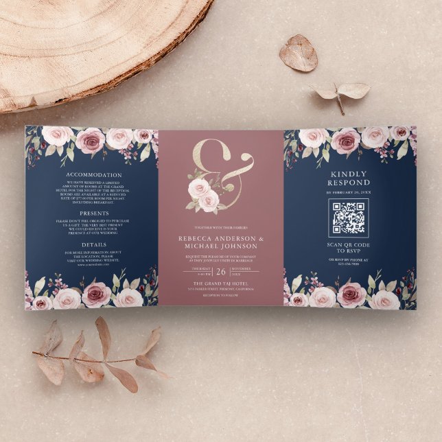 Convite Com Dobra Tripla Dusty Rosa Floral Ampersand Código QR Casamento Ma (Criador carregado)
