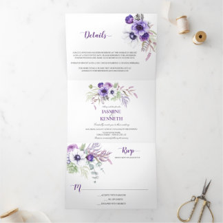 Convite Com Dobra Tripla Flores Brancas de Lavanda Roxa, Flores de Aquarela