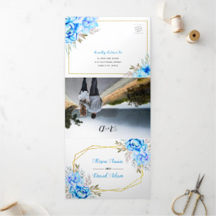 Convite Com Dobra Tripla Flores em aquarela azul aqua com casamento RSVP