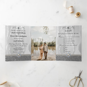 Convite Com Dobra Tripla Folha branca de seda e prata e pérolas e diamantes