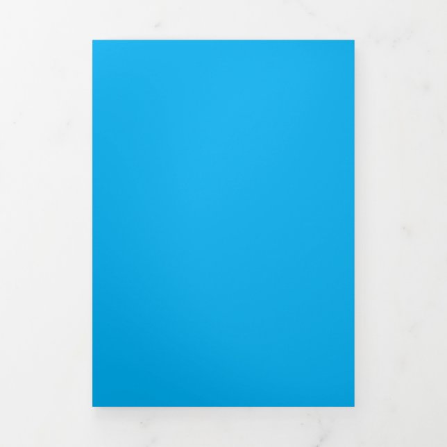 Convite Com Dobra Tripla Fundo Azul Ciano Sólido | Estilo mínimo de verão (Cobrir)