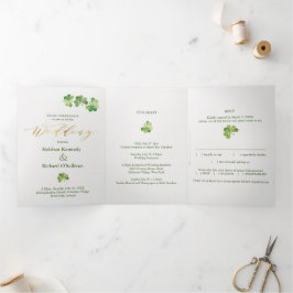 Convite Com Dobra Tripla Irish Shamrock & Celtic Knot, RSVP, Eco Weds