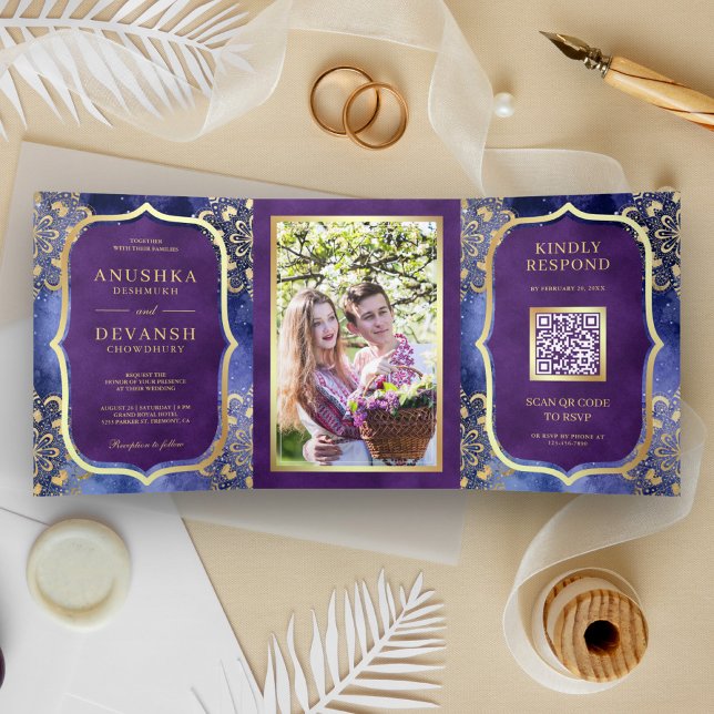 Convite Com Dobra Tripla Mandala de Galáxia Periwinkle Código QR Casamento  (Criador carregado)