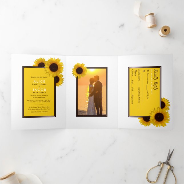 Convite Com Dobra Tripla Sunflower Summer, Suite de Casamento (Dentro)