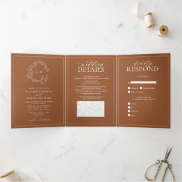 Convite Com Dobra Tripla Terracotta Leafy Crest Monograma Casamento