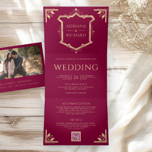 Convite Com Dobra Tripla Vintage Gold Crest Código QR Magenta Casamento