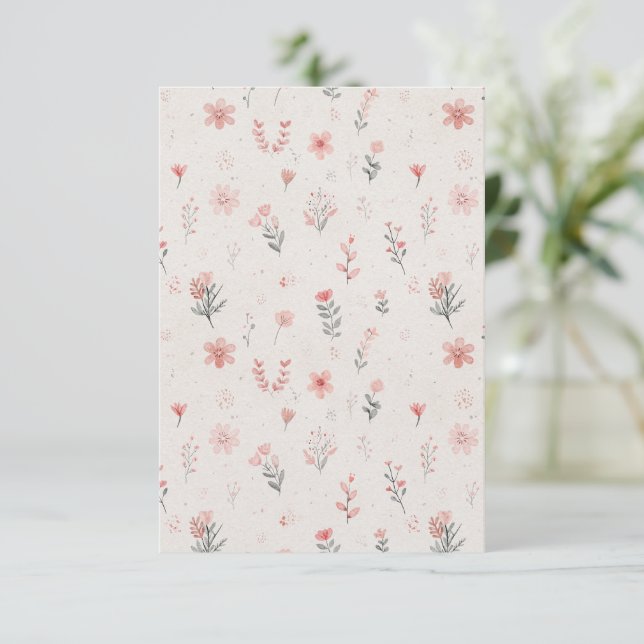 Convite com Padrão Floral Suave (Em pé/Frente)