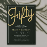 Convite de 50 de aniversário para Script Dourado e<br><div class="desc">Chic Elegant Black e Dourado Script 50th Birthday Invitation Os seus convidados saberão que esta será uma festa especial apenas olhando para este convite!</div>