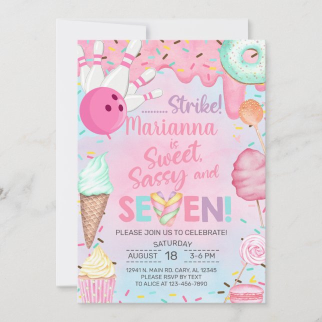 Convite de 7º aniversário de menina de doces e bol (Frente)