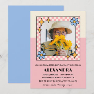 convite de 80º aniversário Retro Groovy Flores Ros