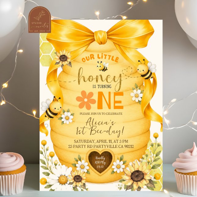 Convite de Aniversário Abelha Mel com Laço Amarelo (Criador carregado)