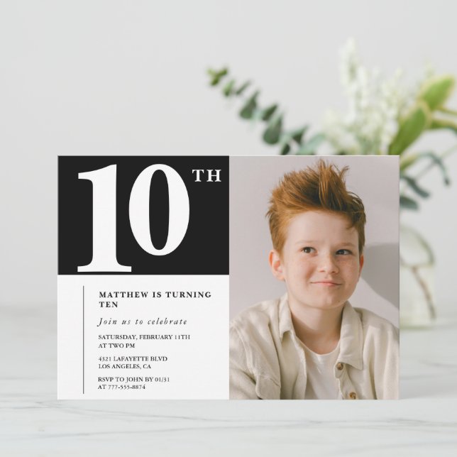Convite de aniversário de 10 anos Preto Branco Chi (Em pé/Frente)