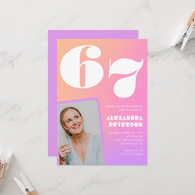 Convite de aniversário de 67 anos com gradiente ro (Frente/Verso In Situ)