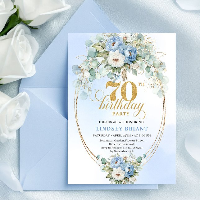 Convite de Aniversário de 70 anos Chic Pastel Blue (Chic Pastel Blue Peonies 70th Birthday Invitation Design

)