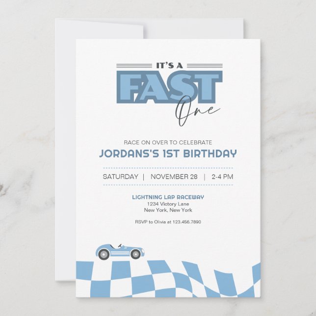 Convite de Aniversário de Carro de Corrida Rápido  (Frente)