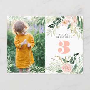 Convite de aniversário de foto floral cor-de-águ