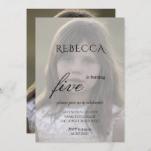 Convite de aniversário de fotografia de uma garota