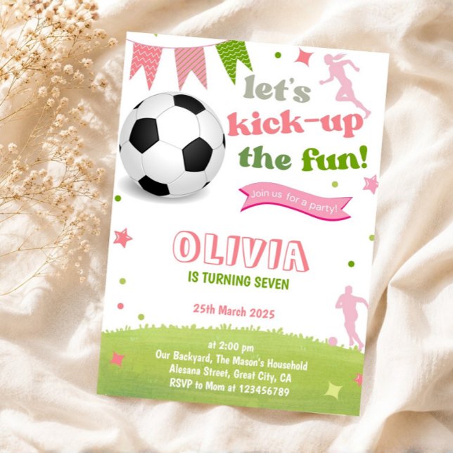 Convite de Aniversário de Futebol Feminino Rosa (Girls Soccer Birthday Party Invitation, Editable Girl Football Party Pink)
