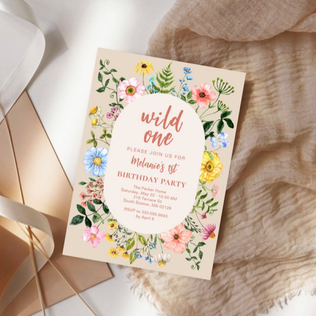 Convite de Aniversário de Um Ano com Aquarela de F (Pastel wildflowers watercolor summer garden first birthday invitation)
