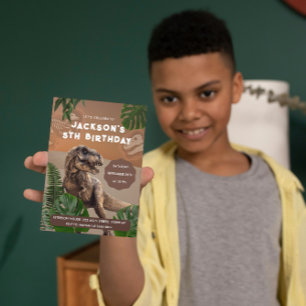 Convite de aniversário do Dinossauro Realista