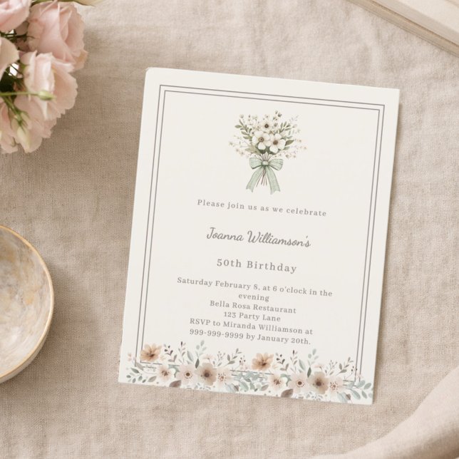 Convite de aniversário floral verde suave marfim (Criador carregado)