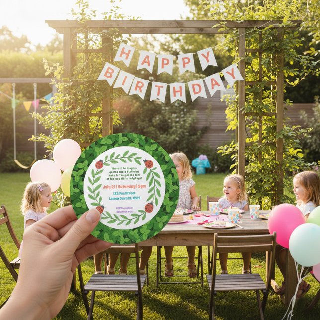 Convite de Aniversário Redondo Personalizado com F (Criador carregado)