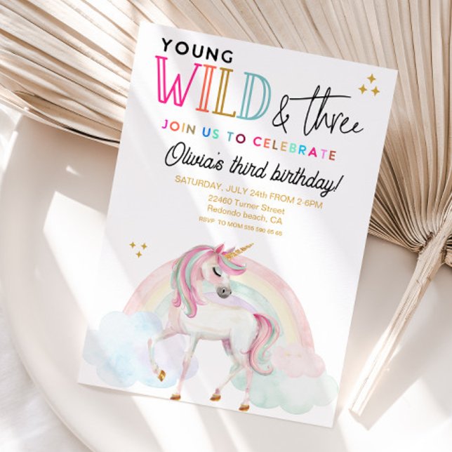 Convite de aniversário Young Wild & Three Unicorn (Young Wild and three rainbow unicorn 3rd birthday invitation)