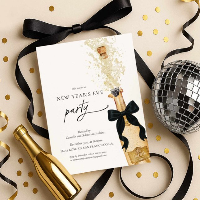 Convite de Ano Novo com Elegância para Festa de Ré (New Year's Eve Party Invitation - Gold Champagne Bottle with Black Bow)