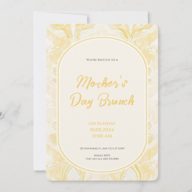 convite de brunch do dia das mães amarelo manteiga (Frente)