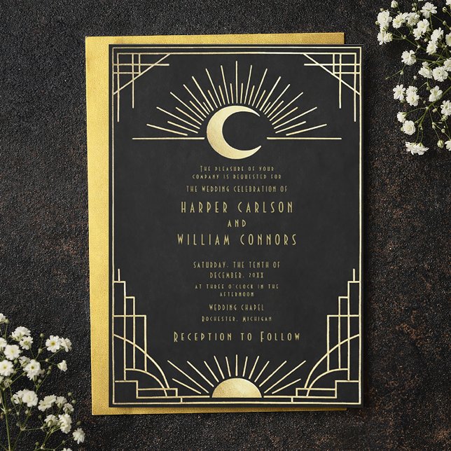 Convite de casamento celeste Art Deco Equinox (Gold and black art deco celestial wedding invitation, featuring a sun and moon.)