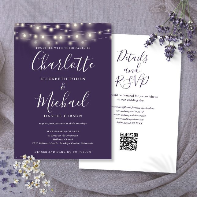 Convite de Casamento Código QR Roxo Luzes de Corda (String Lights Script Purple QR Code Wedding Invitation)