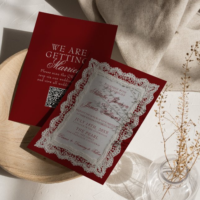 Convite de Casamento com Código QR Burgundy Lace O (Criador carregado)