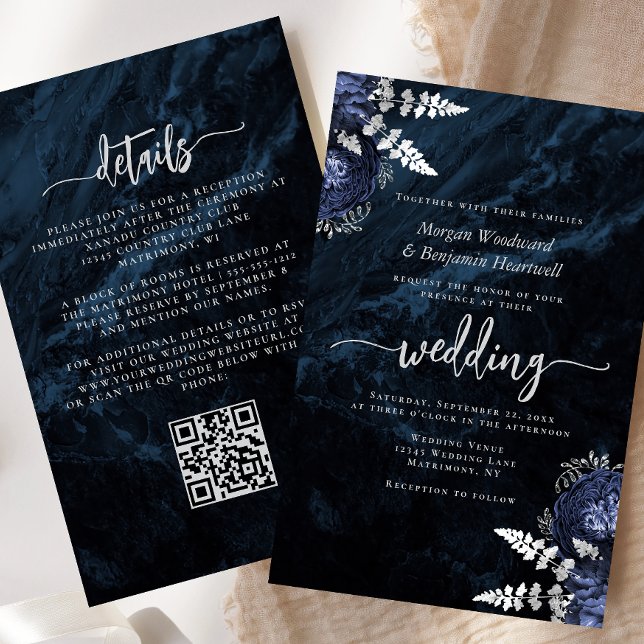 Convite de Casamento com Código QR Floral Prateado (Criador carregado)