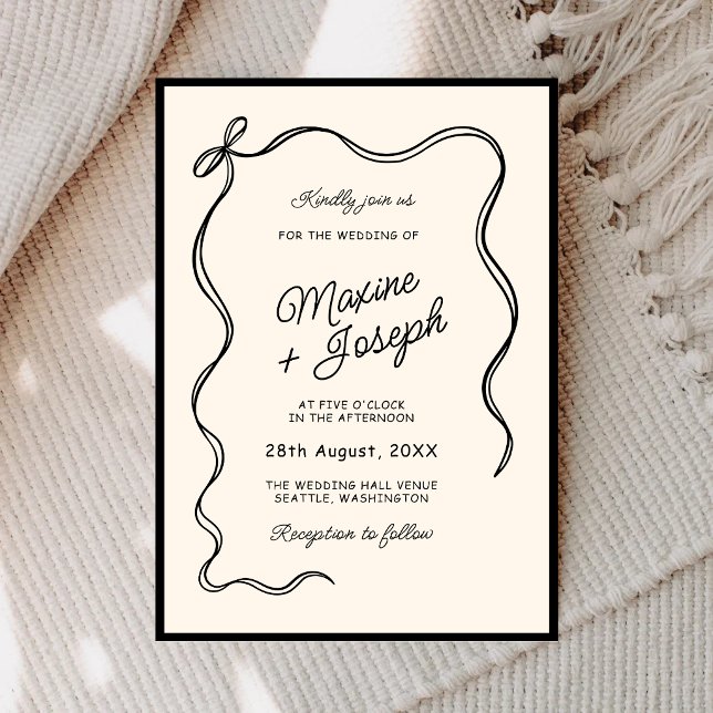 Convite de Casamento com Desenho à Mão de Laço em  (Black and ivory bow ribbon wedding invitation sets a timeless tone for your celebration.)
