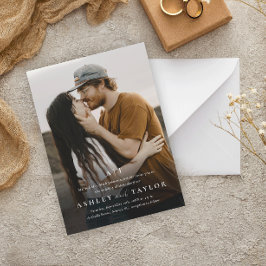 Convite de Casamento com Foto e Monograma de Tipo