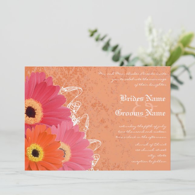 Convite de Casamento Coral e Laranja Gerber Daisy (Em pé/Frente)