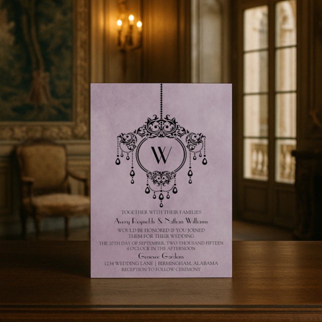 Convite de casamento de Chandelier de Vintage Roxo (Purple Vintage Chandelier Wedding Invite)